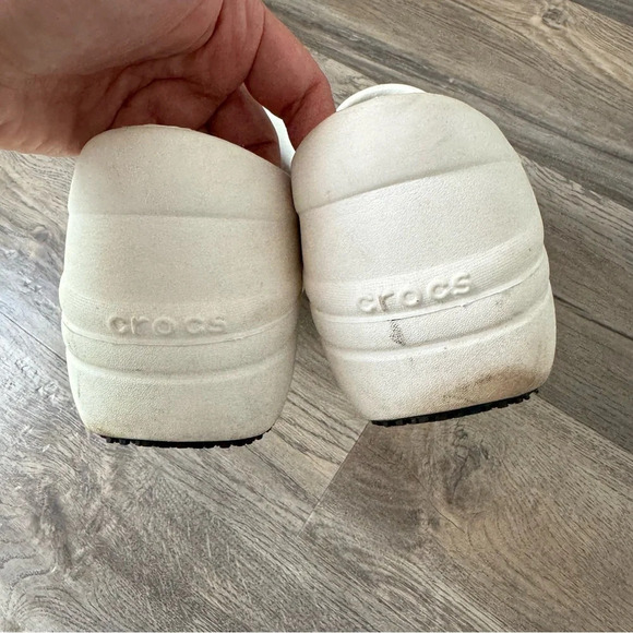 Crocs Women's Neria Pro II Slip Resistant Work Clog size 9 - Picture 8 of 9